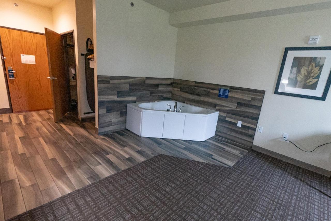 Cobblestone Hotel & Suites-Sheldon Dış mekan fotoğraf